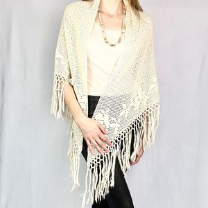 🌹🧶 Handmade Knitted Cream Floral Roses Granny Shawl Wrap